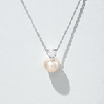 Load image into Gallery viewer, Evelyn Radiant Pearl Pendant