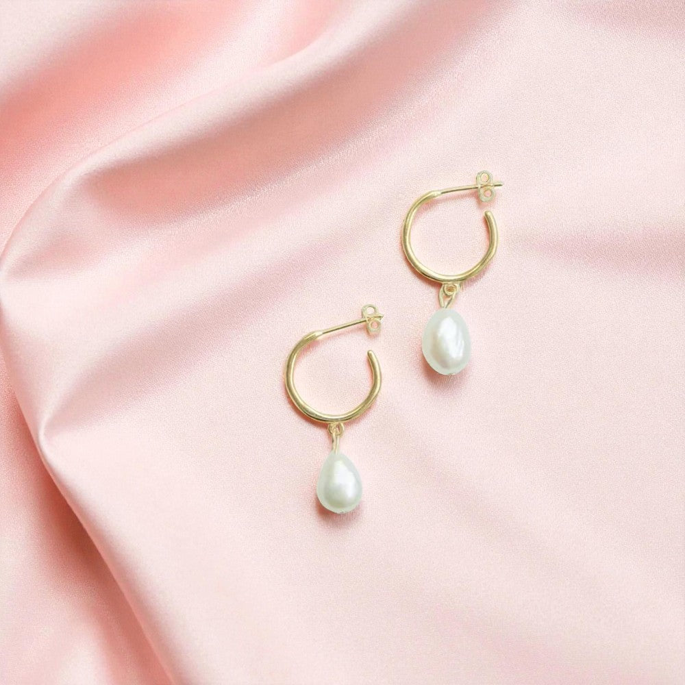 Nora Mini Pearl Drops