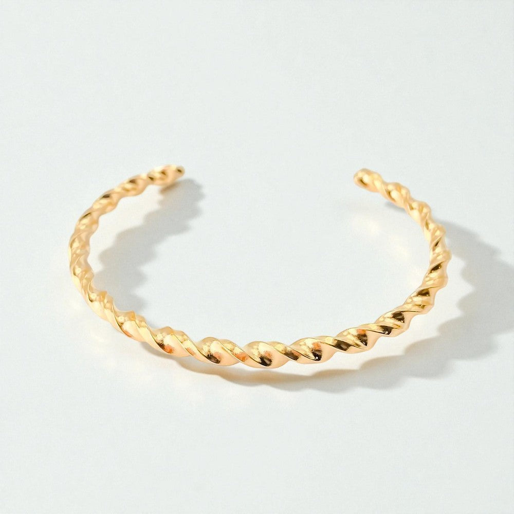 Twisted Aura Cuff