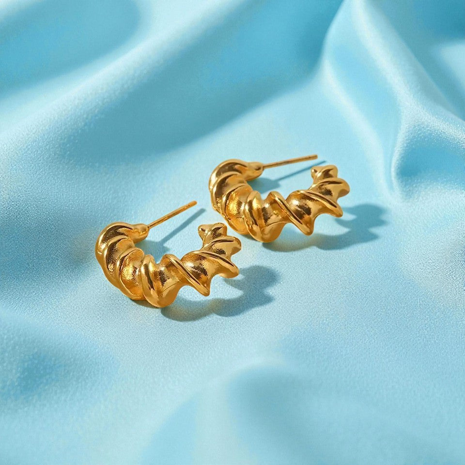 Sculptura twist hoops earrings