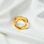 Load image into Gallery viewer, Lisse Circle Band
