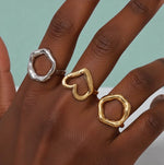 Load image into Gallery viewer, Lisse Heart Band
