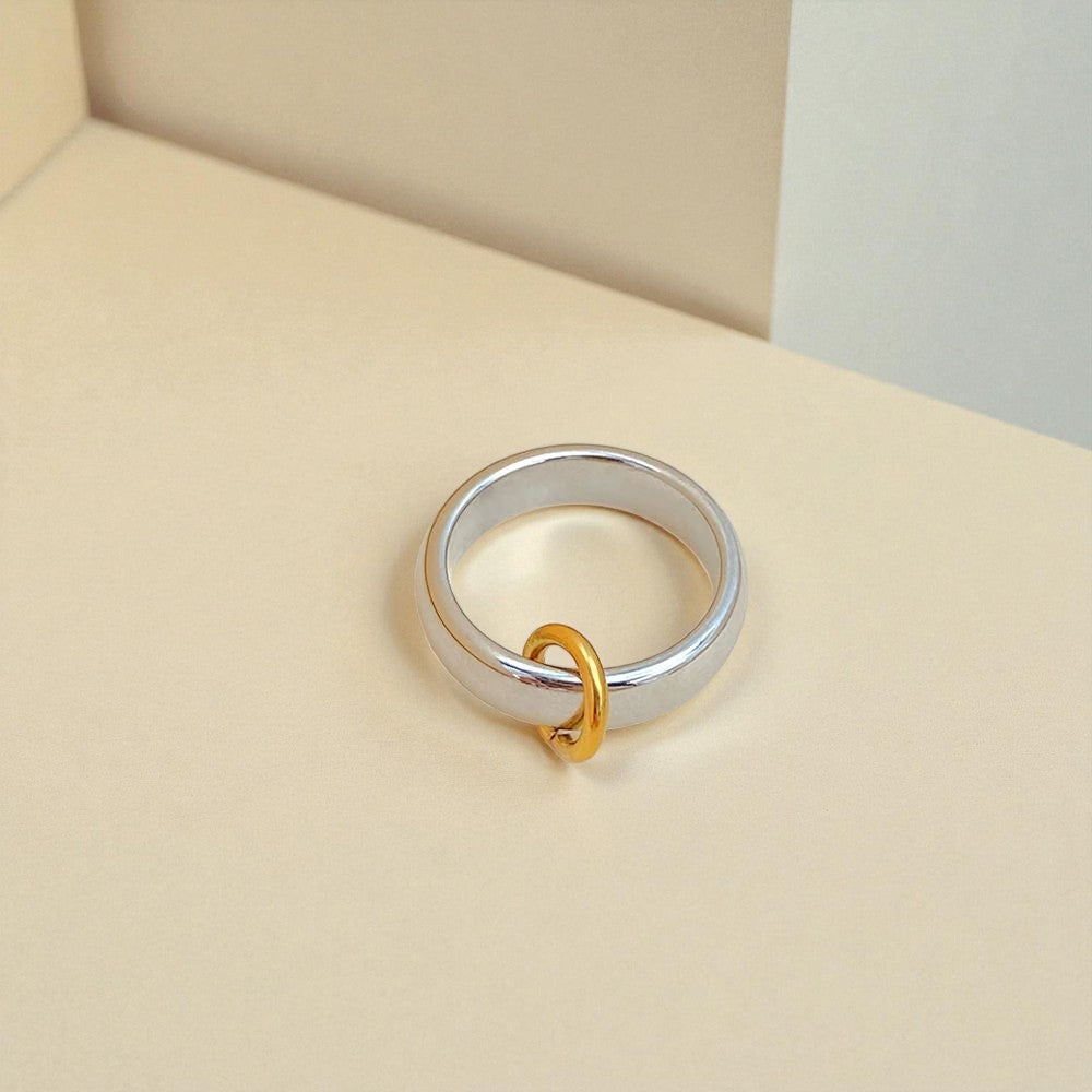 Solene Link Ring