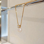Load image into Gallery viewer, Evelyn Radiant Pearl Pendant
